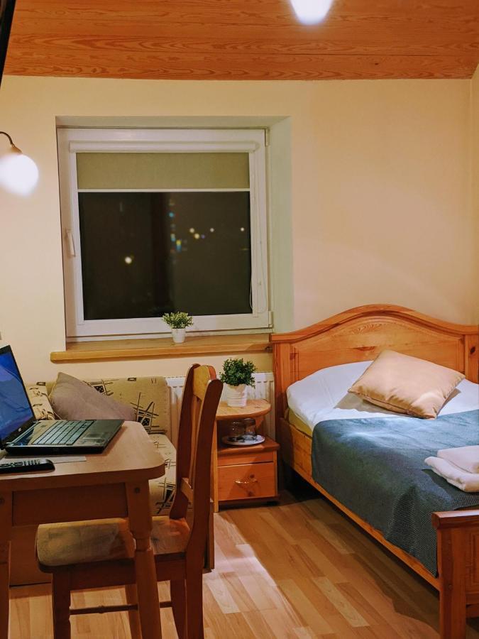 Guest House Kamara Panevezys Bagian luar foto